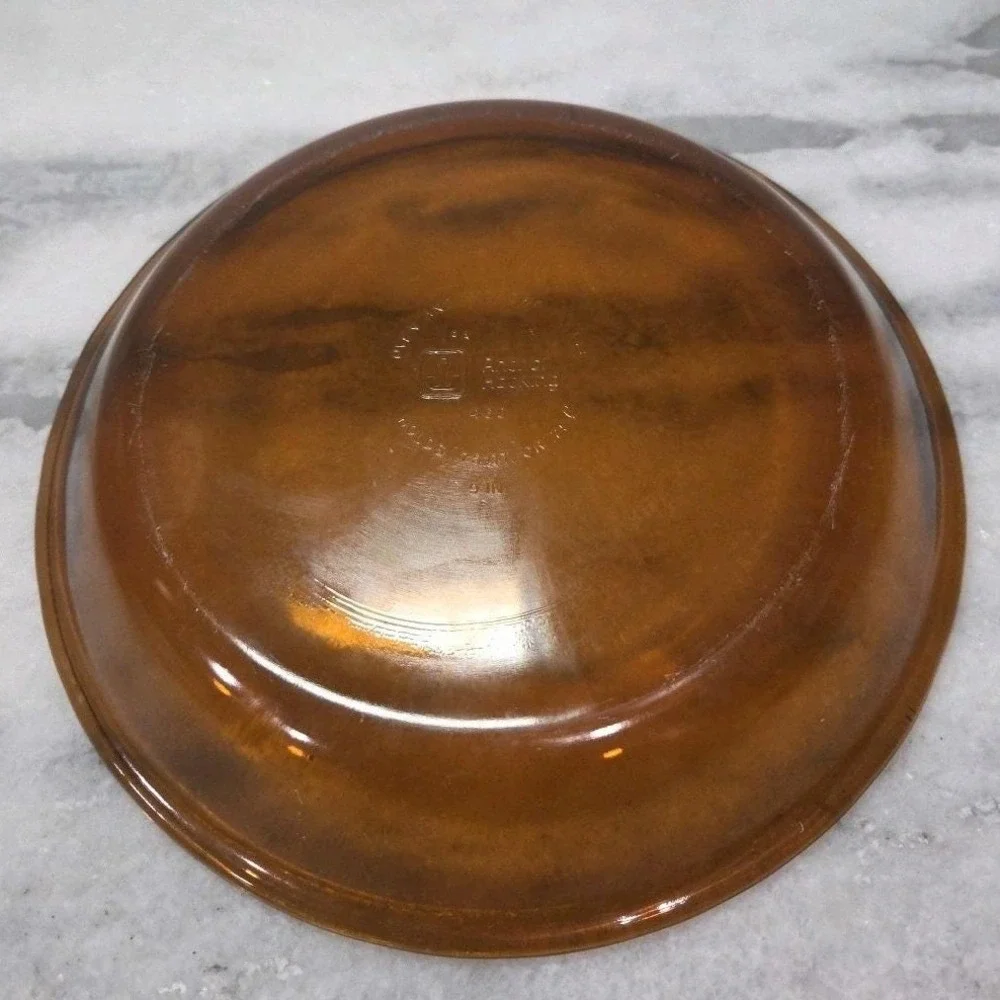 Anchor Hocking Amber Pie Plate, Glass Baking Pan, Oven & Microwave Safe Ovenware